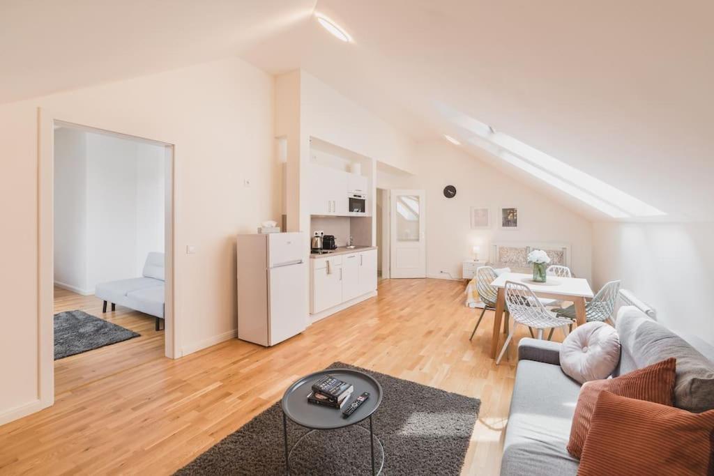 Imperial Loft Apartment Praga Zewnętrze zdjęcie