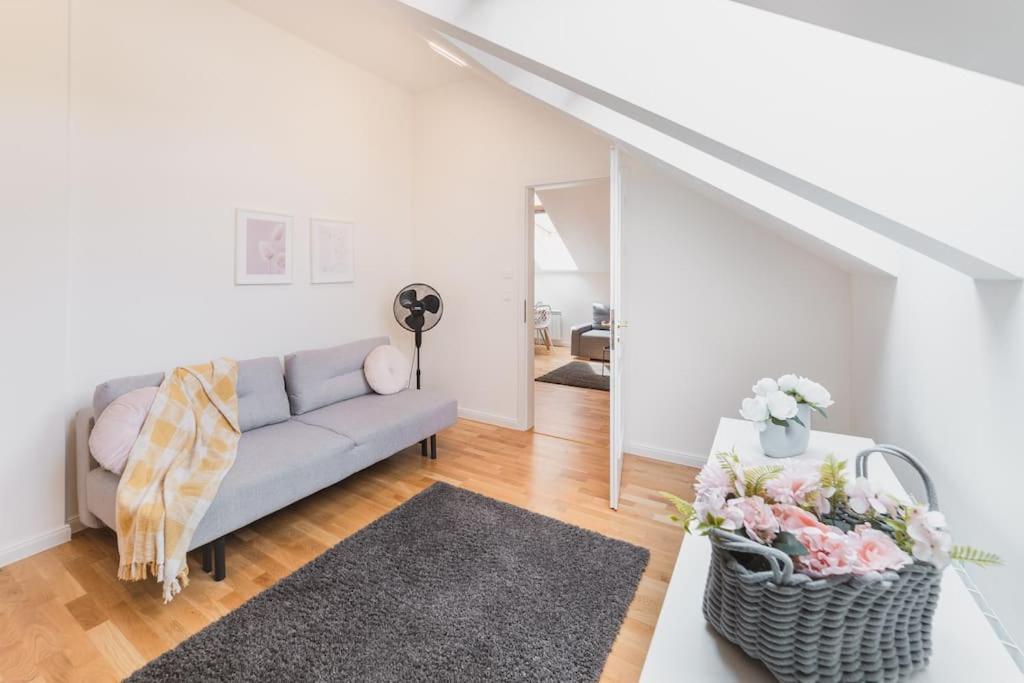 Imperial Loft Apartment Praga Zewnętrze zdjęcie